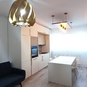 Modern 1br With Wifi, Parking And Self Check In Apartament
