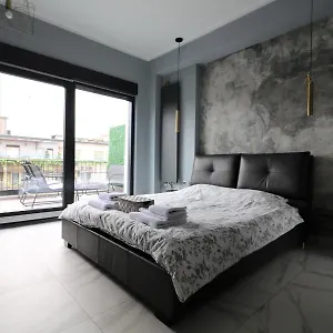  Apartment Deluxe Skyline Retreat - Old Town